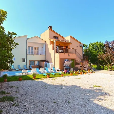 Apartment Fuer 5 Personen Ca 57 Qm In Fazana, Istrien Istrische Riviera Fazana